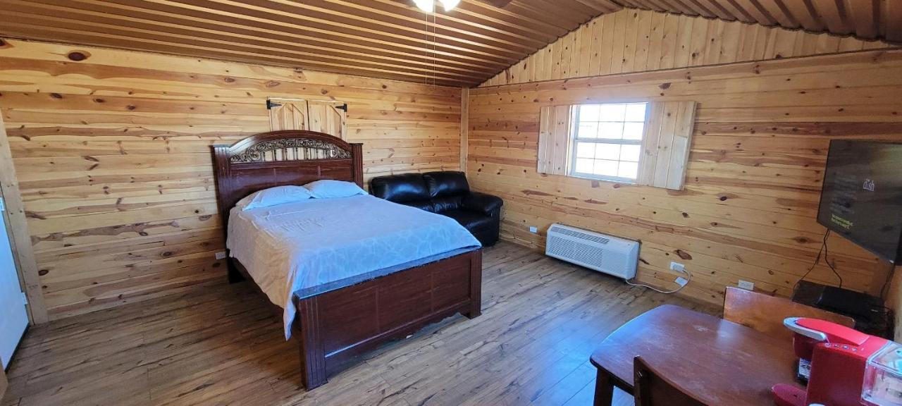 Stateline Cabin Hobbs Exterior photo